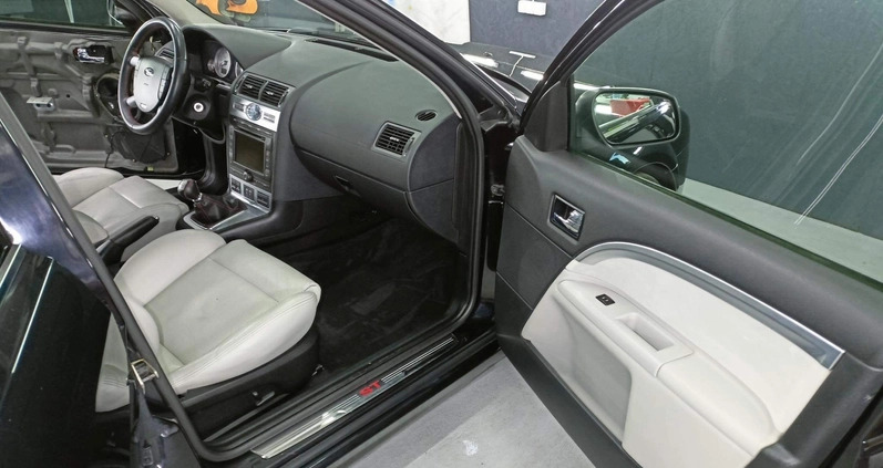Ford Mondeo cena 27900 przebieg: 248000, rok produkcji 2005 z Ostrołęka małe 407